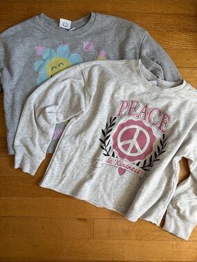 X2 girls (medium: size 8) cropped Graphic Sweatshirts: old navy and smileyworld